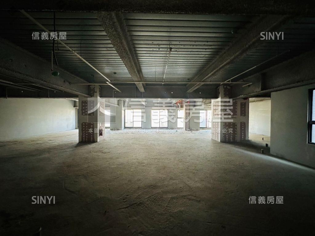 四季天韻前棟樹景雙平車位房屋室內格局與周邊環境