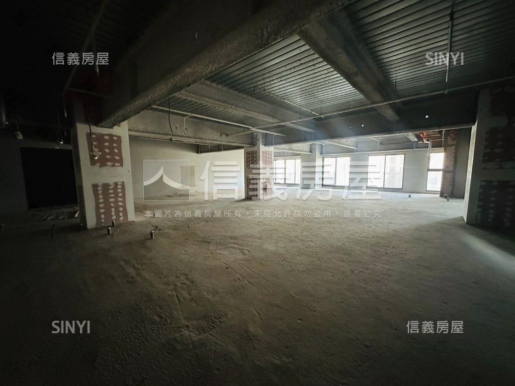 四季天韻前棟樹景雙平車位房屋室內格局與周邊環境