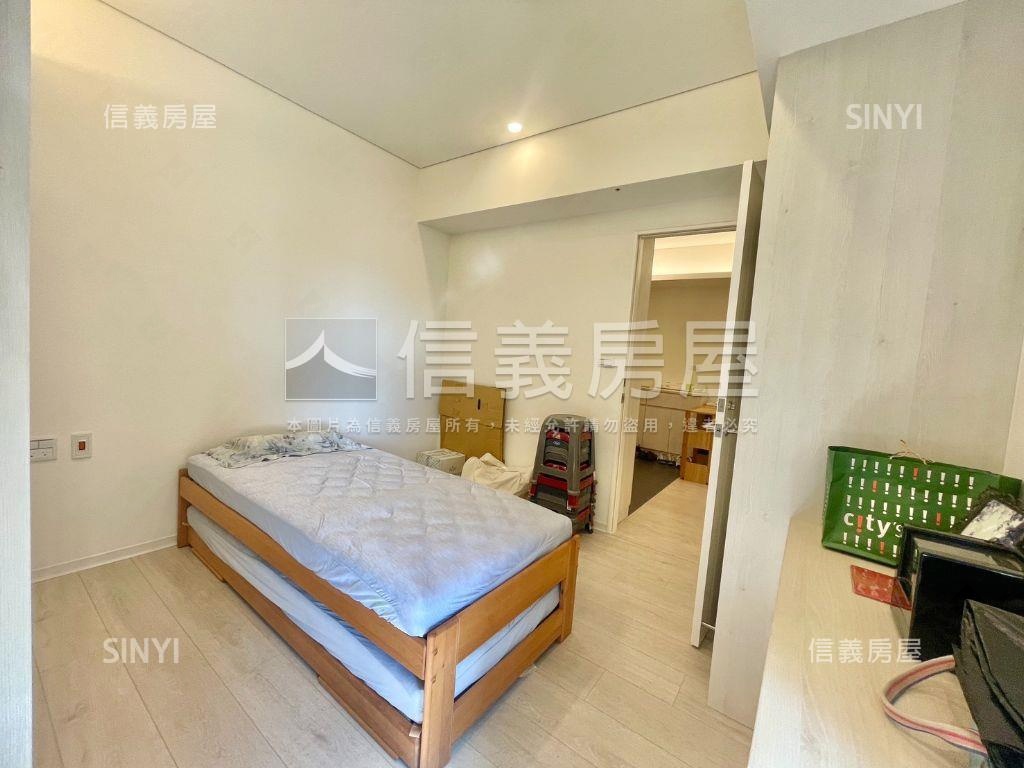 近Ａ１８璞園的家３房車位房屋室內格局與周邊環境