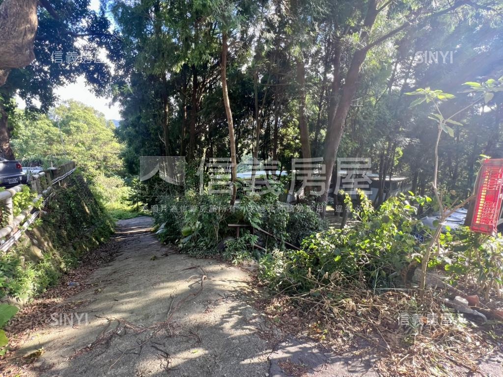 峨眉臨溪景觀休閒農地房屋室內格局與周邊環境