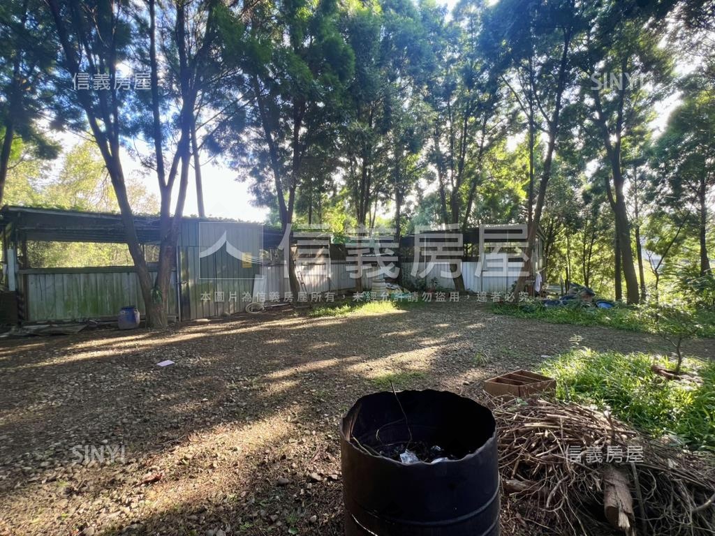 峨眉臨溪景觀休閒農地房屋室內格局與周邊環境