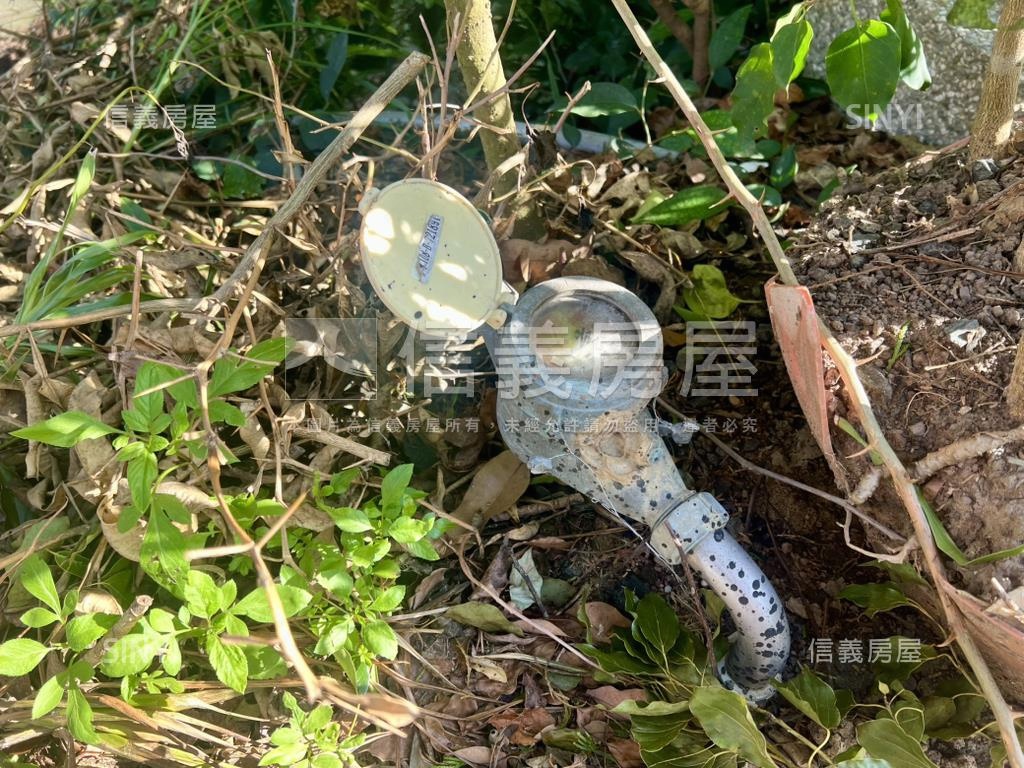 峨眉臨溪景觀休閒農地房屋室內格局與周邊環境