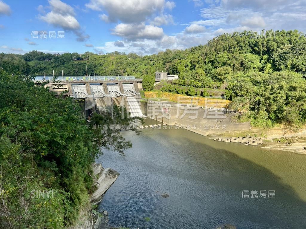 峨眉臨溪景觀休閒農地房屋室內格局與周邊環境