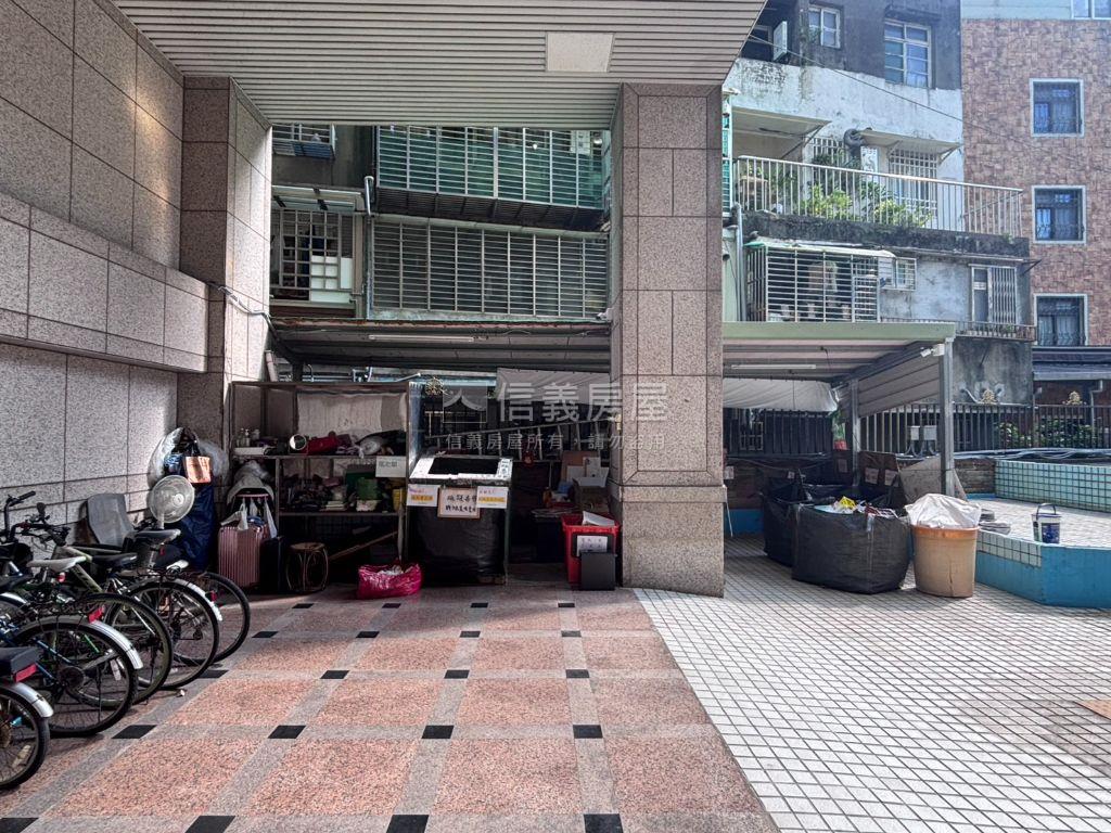 公園雙星稀有出售房屋室內格局與周邊環境