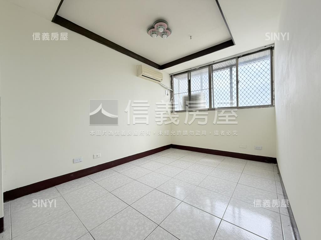 市中心採光三房稀有平車房屋室內格局與周邊環境