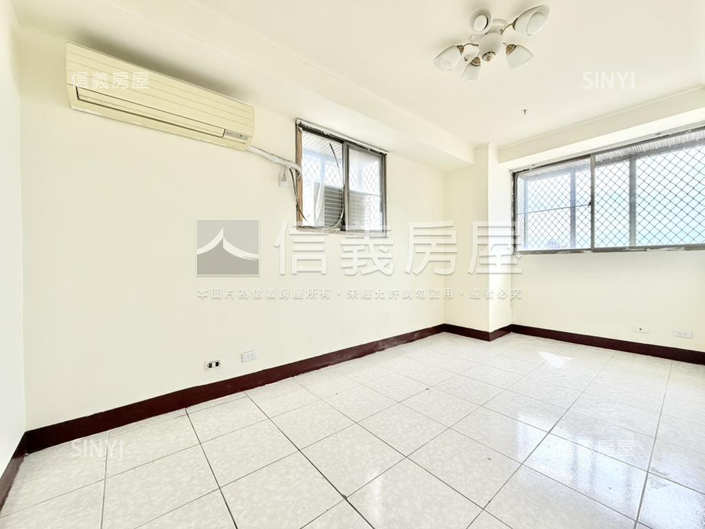 市中心採光三房稀有平車房屋室內格局與周邊環境