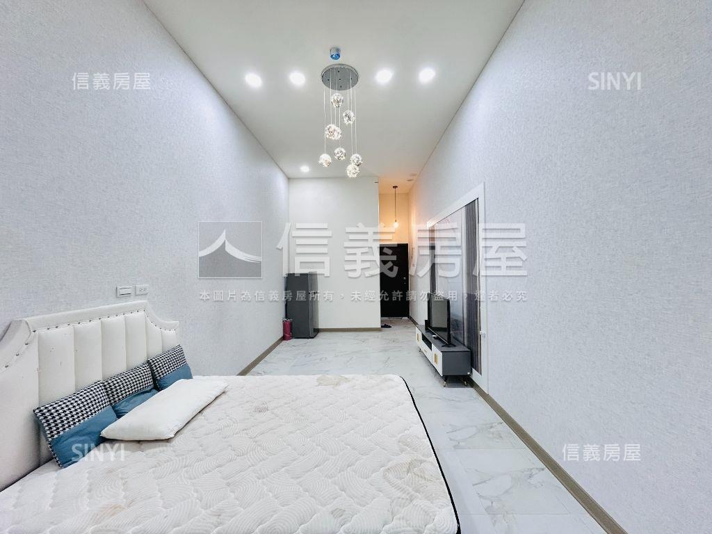 全聯樓上挑高大空間房屋室內格局與周邊環境