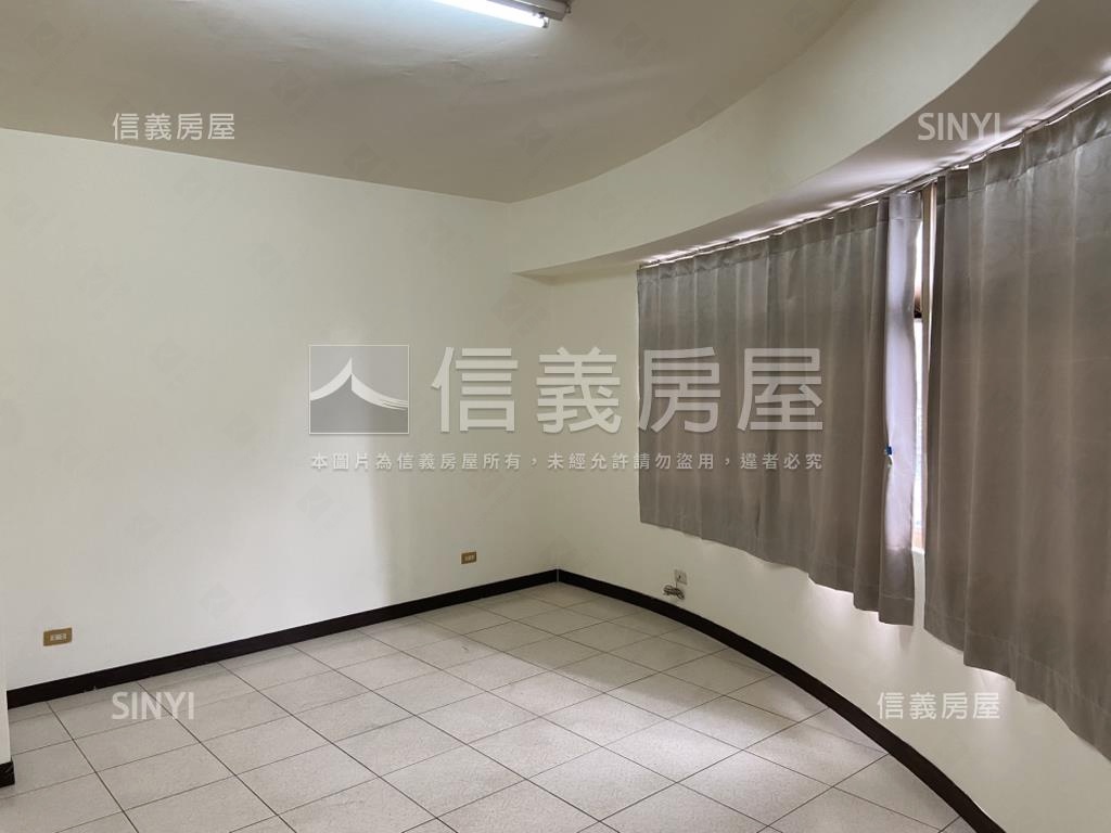 永貞路大面寬採光三樓房屋室內格局與周邊環境