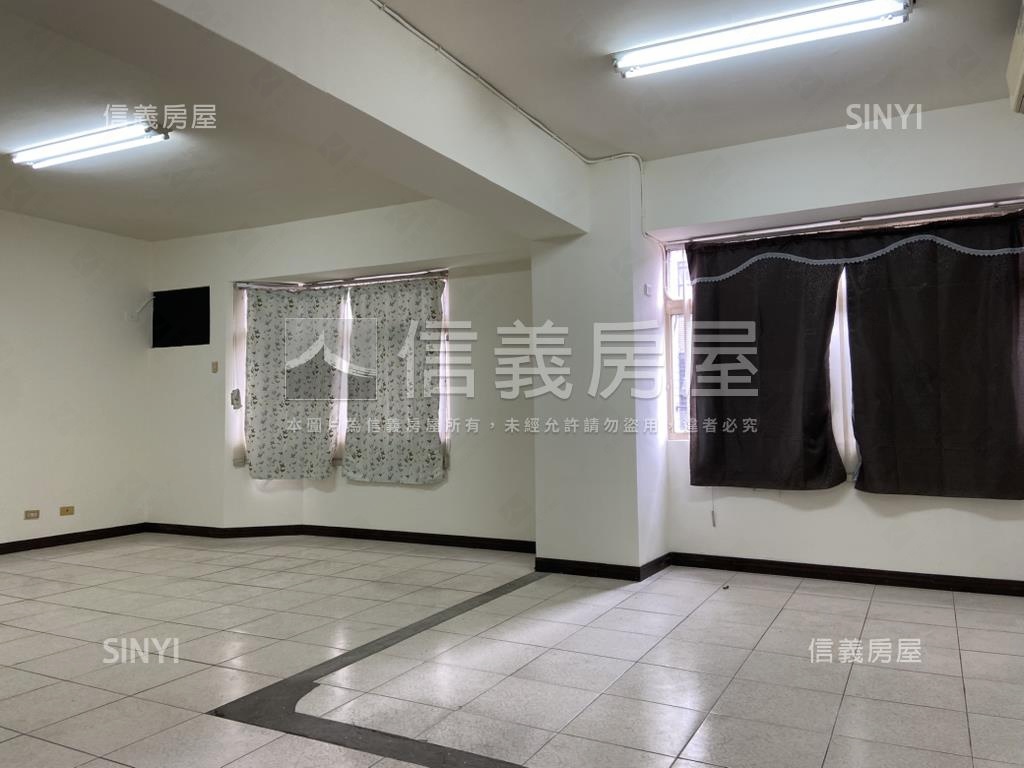 四號公園電梯大三房房屋室內格局與周邊環境