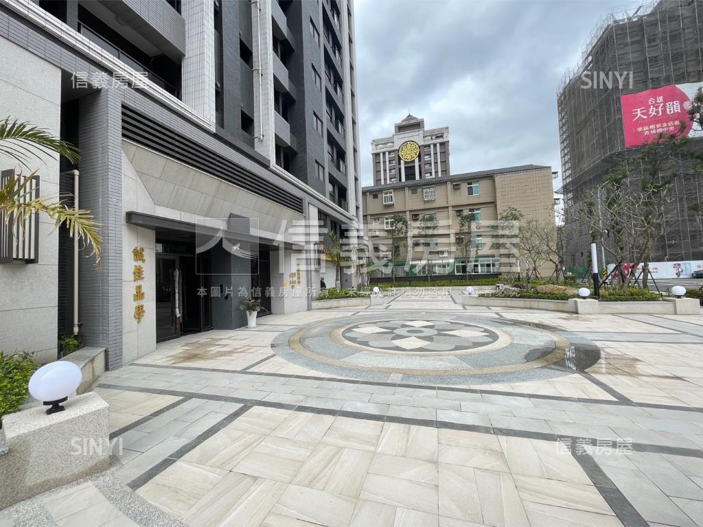 青埔誠佳品學精美三房車位房屋室內格局與周邊環境