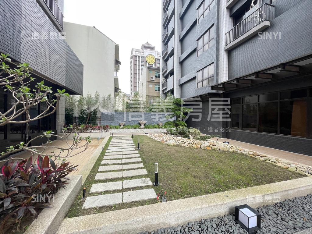 青埔誠佳品學精美三房車位房屋室內格局與周邊環境