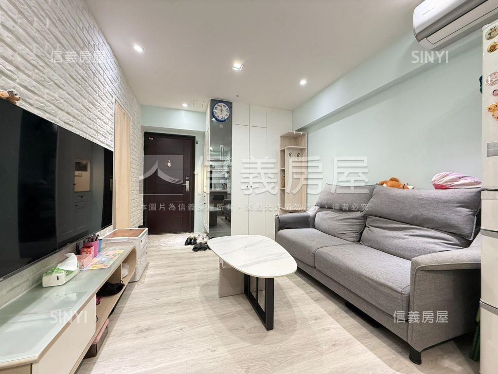 太陽帝國兩房帶車位房屋室內格局與周邊環境