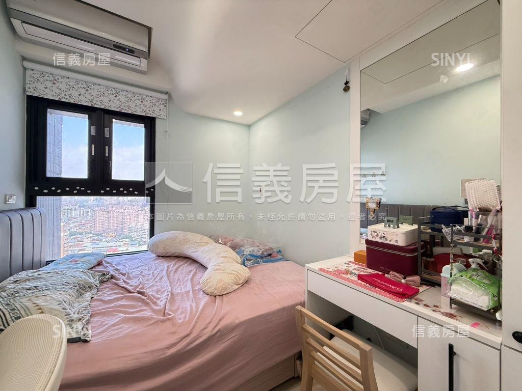 太陽帝國兩房帶車位房屋室內格局與周邊環境