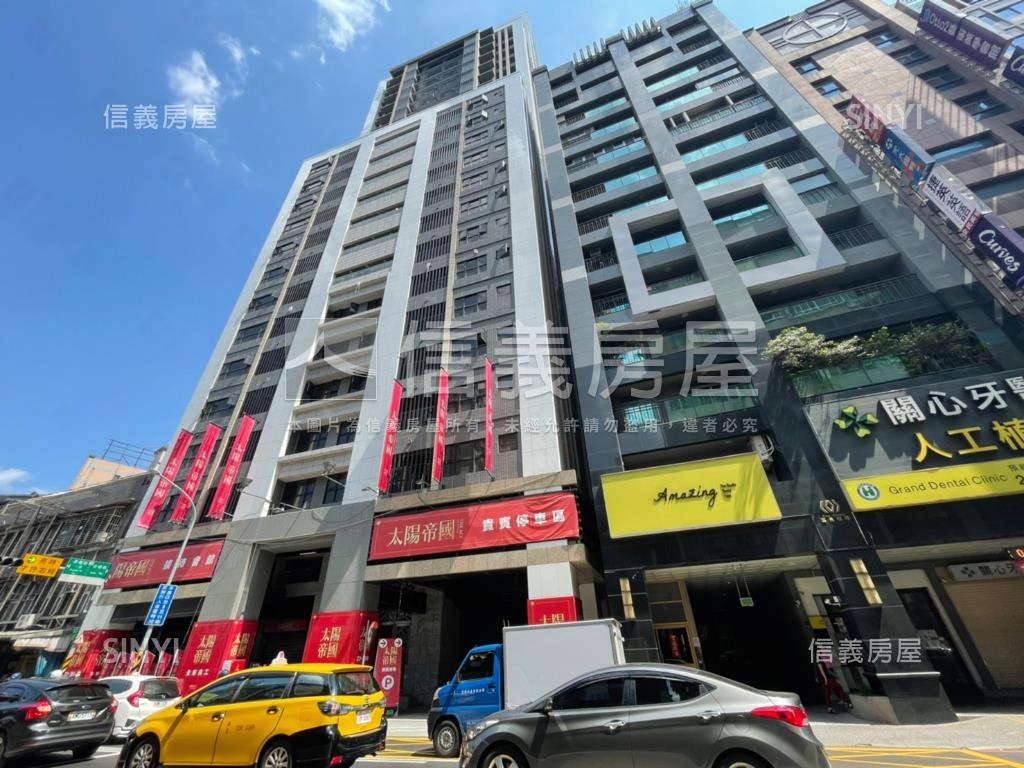 太陽帝國兩房帶車位房屋室內格局與周邊環境