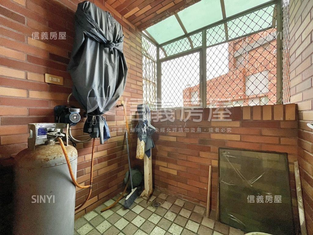 收租自用皆宜低總價華廈房屋室內格局與周邊環境