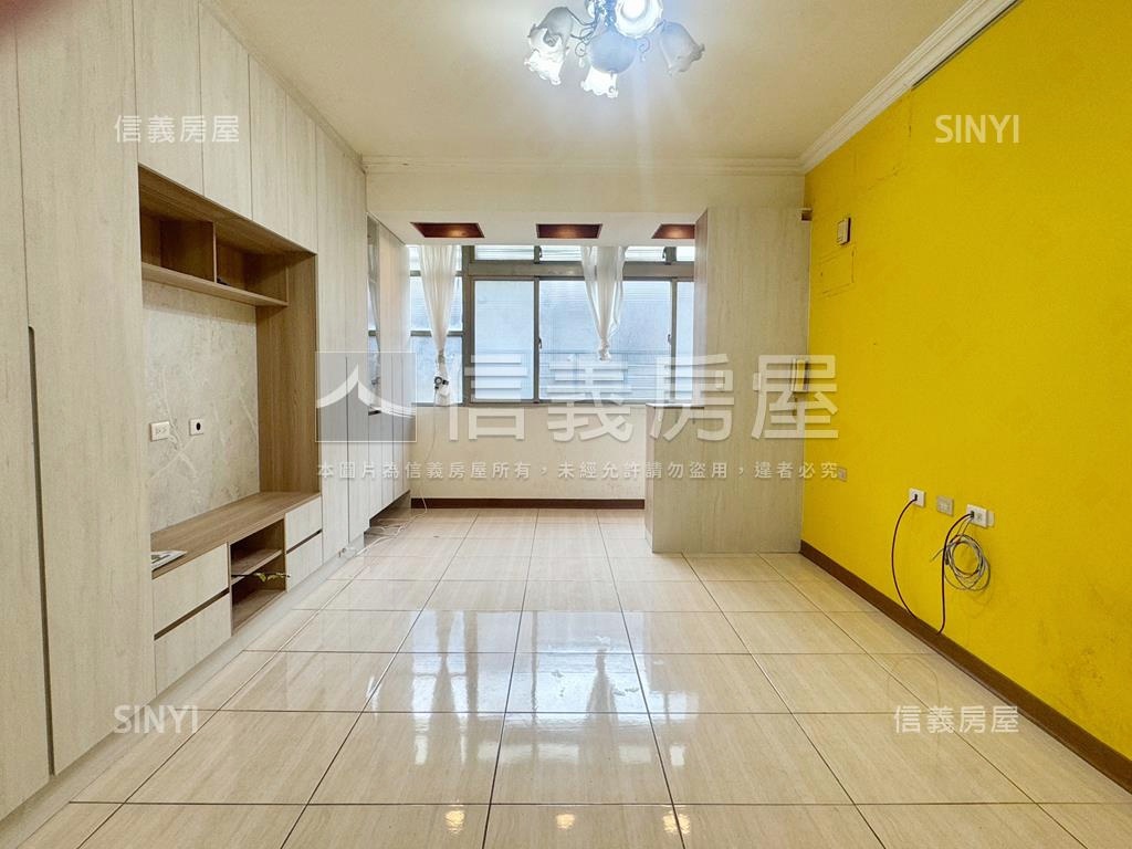 四號公園捷運美寓房屋室內格局與周邊環境