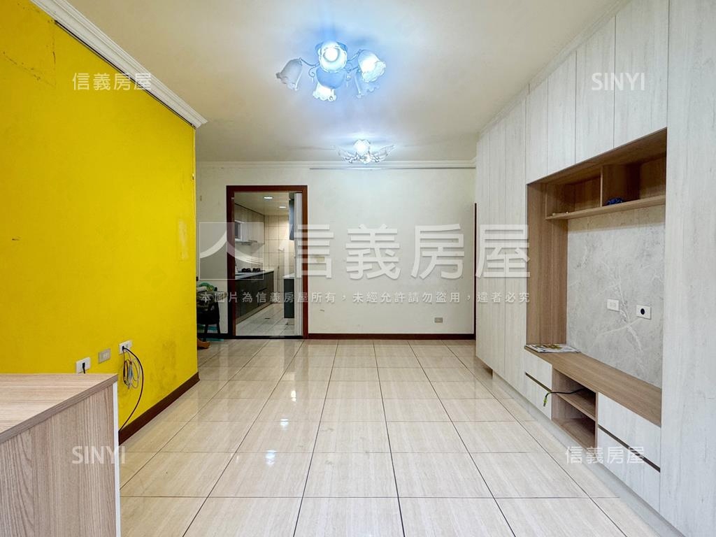 四號公園捷運美寓房屋室內格局與周邊環境