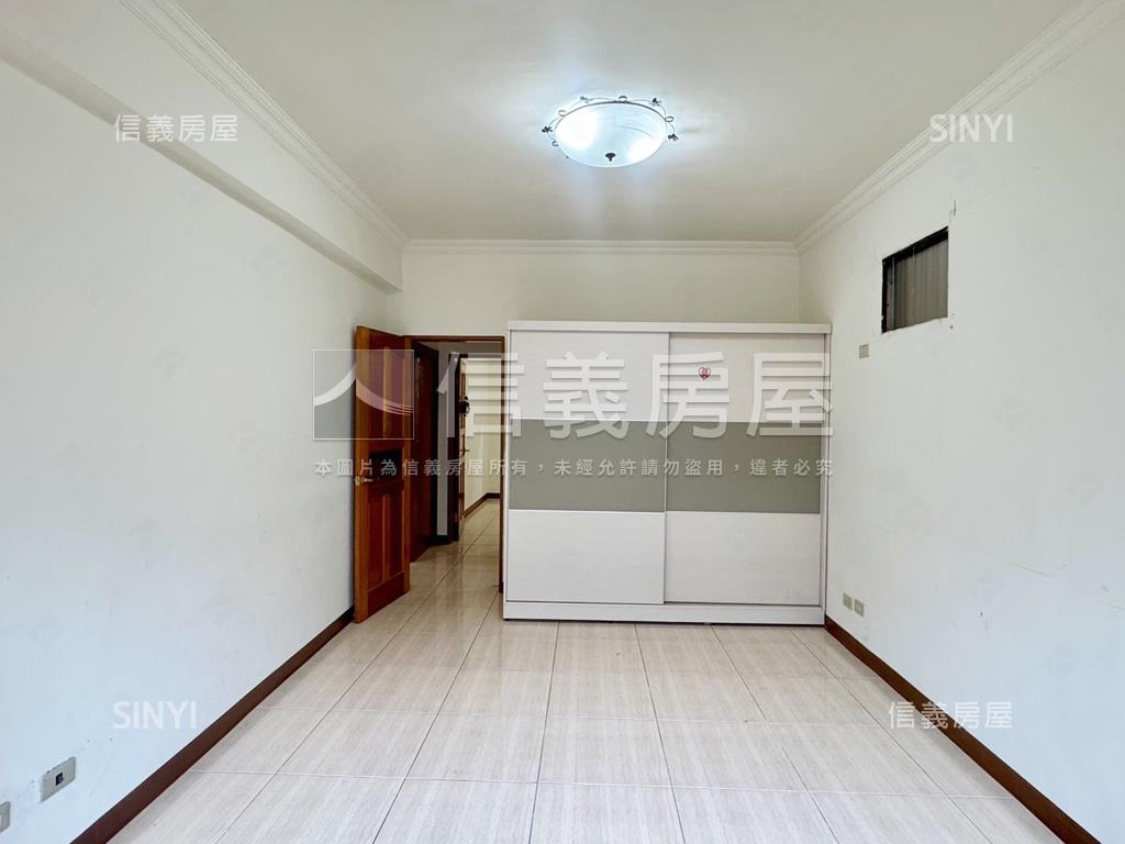 四號公園捷運美寓房屋室內格局與周邊環境