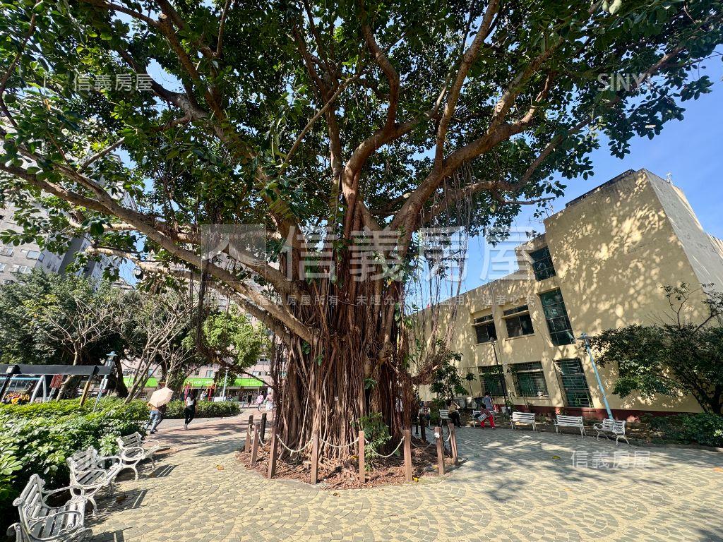 捷運公園方正美寓房屋室內格局與周邊環境