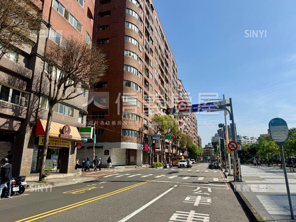 捷運公園方正美寓房屋室內格局與周邊環境