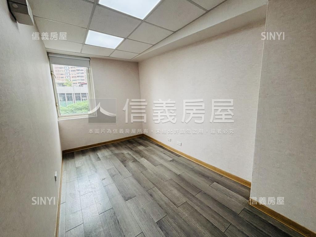 專任～中山三民低總價辦公房屋室內格局與周邊環境
