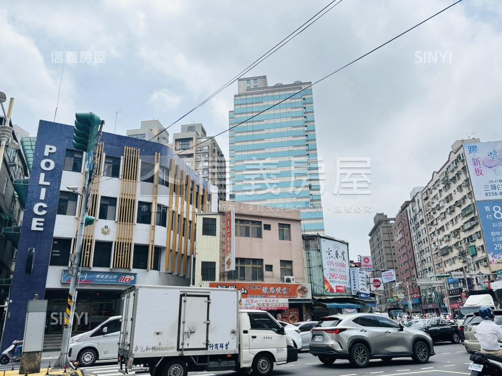 專任～中山三民低總價辦公房屋室內格局與周邊環境
