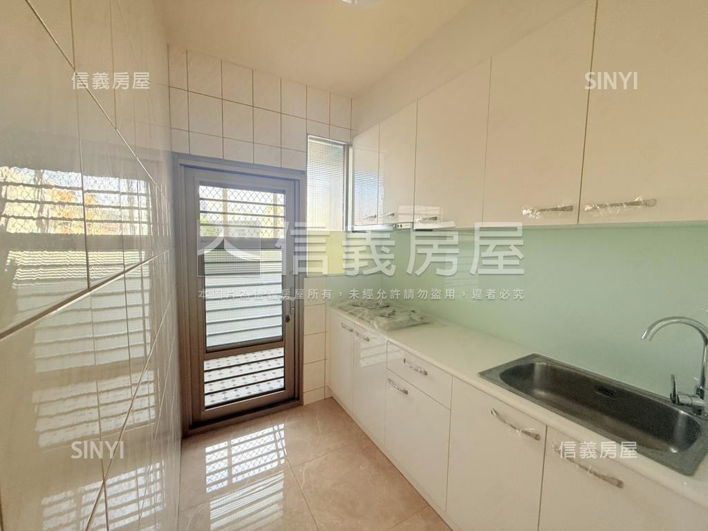 水湳美三房房屋室內格局與周邊環境