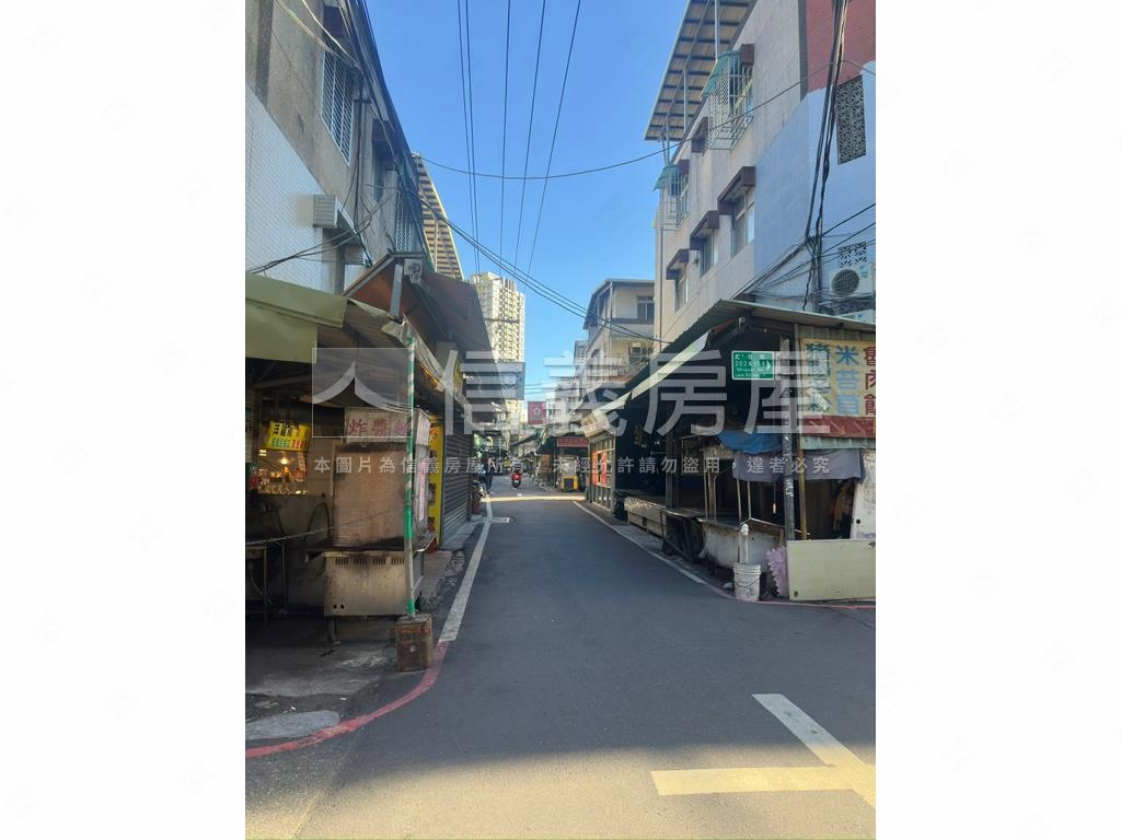 板橋站捷運好停車一樓房屋室內格局與周邊環境