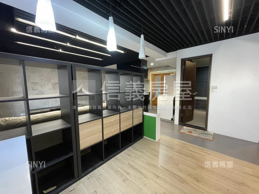 近竹光運動中心視野美兩房房屋室內格局與周邊環境