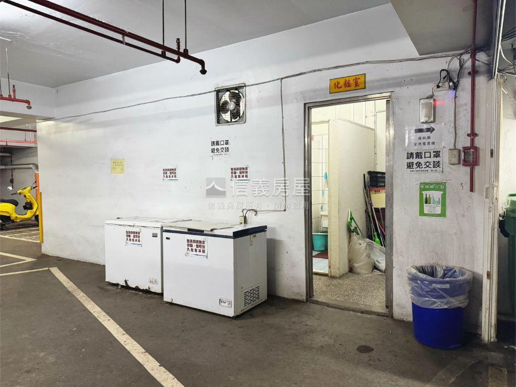 山景電梯兩房坡平車位房屋室內格局與周邊環境