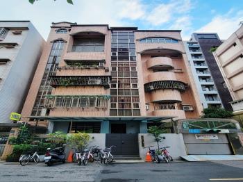 獨棟電梯挑高樓中樓雙車位