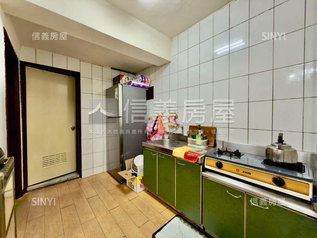 榮星花園低總新婚首購首選房屋室內格局與周邊環境