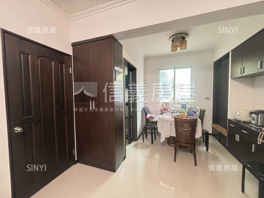 家樂福旁３樓美寓房屋室內格局與周邊環境