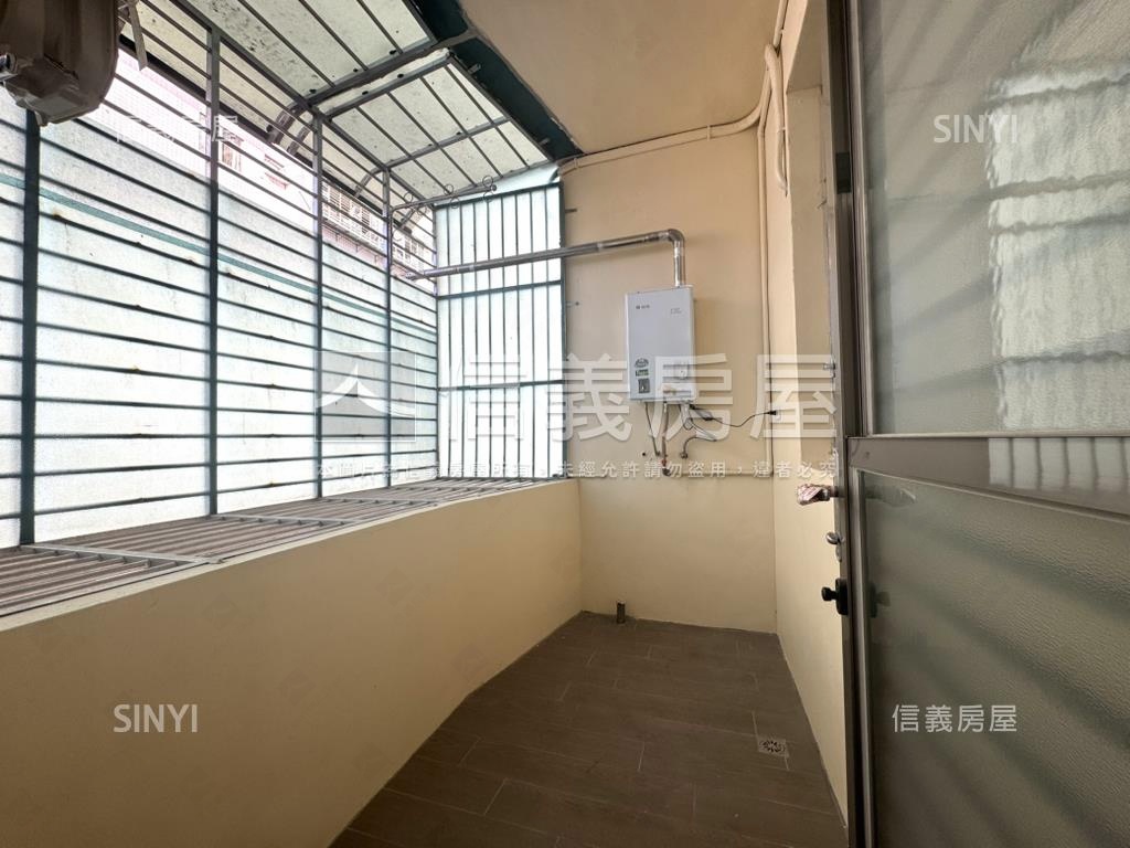 新北高工旁公寓三房房屋室內格局與周邊環境