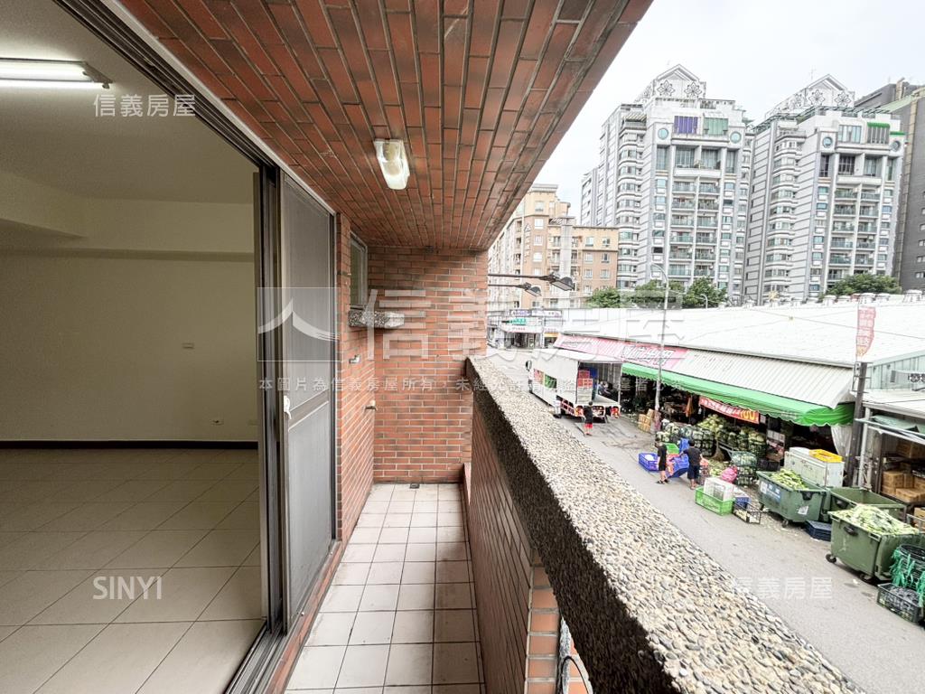 大墩十街市場旁熱鬧店面房屋室內格局與周邊環境