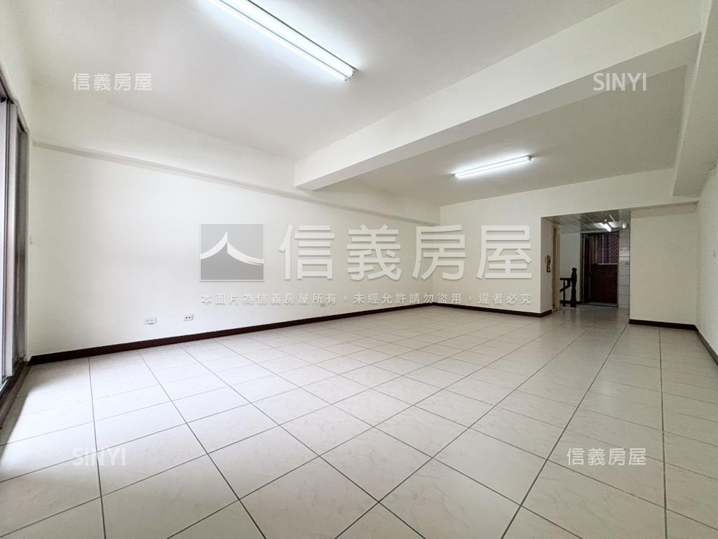 大墩十街市場旁熱鬧店面房屋室內格局與周邊環境