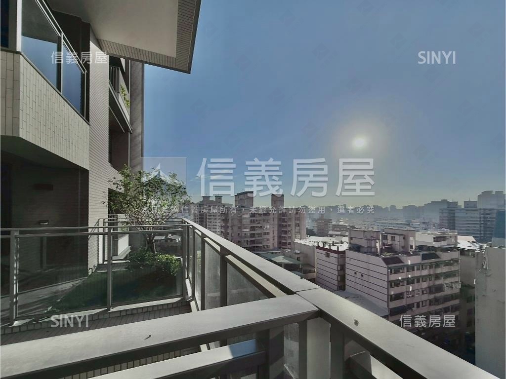 ［專任］德鑫一璟好視野房屋室內格局與周邊環境