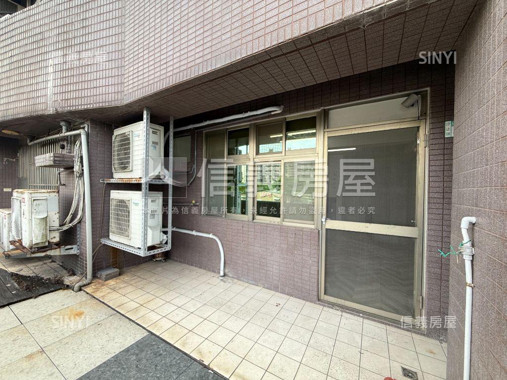 ㊣康寧街雙層精裝店面房屋室內格局與周邊環境