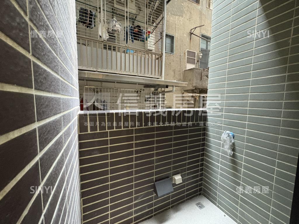 全新桃園站前兩房車位房屋室內格局與周邊環境