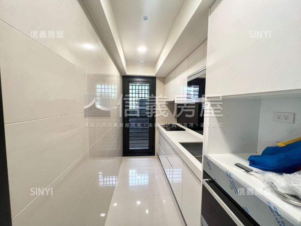 幸福昇樺三房雙車位大戶房屋室內格局與周邊環境