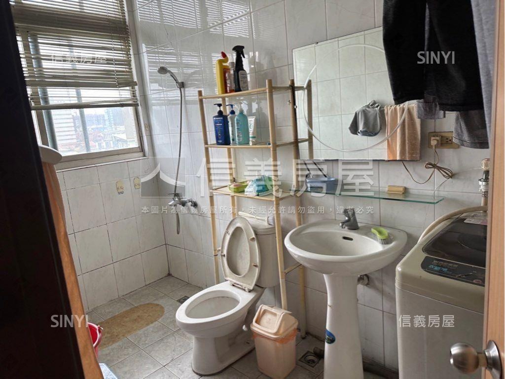 萬國財星廠辦Ⅲ房屋室內格局與周邊環境