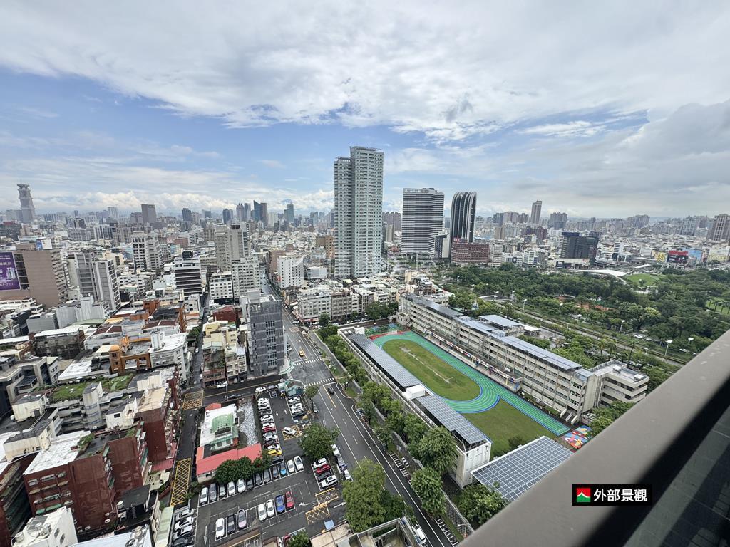 捷運香榭．兩房車位房屋室內格局與周邊環境