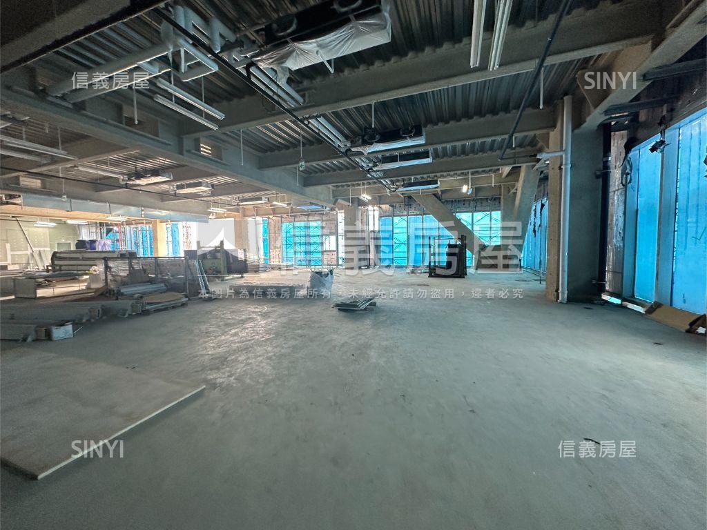 中工雲宇宙ＡＩ園區房屋室內格局與周邊環境