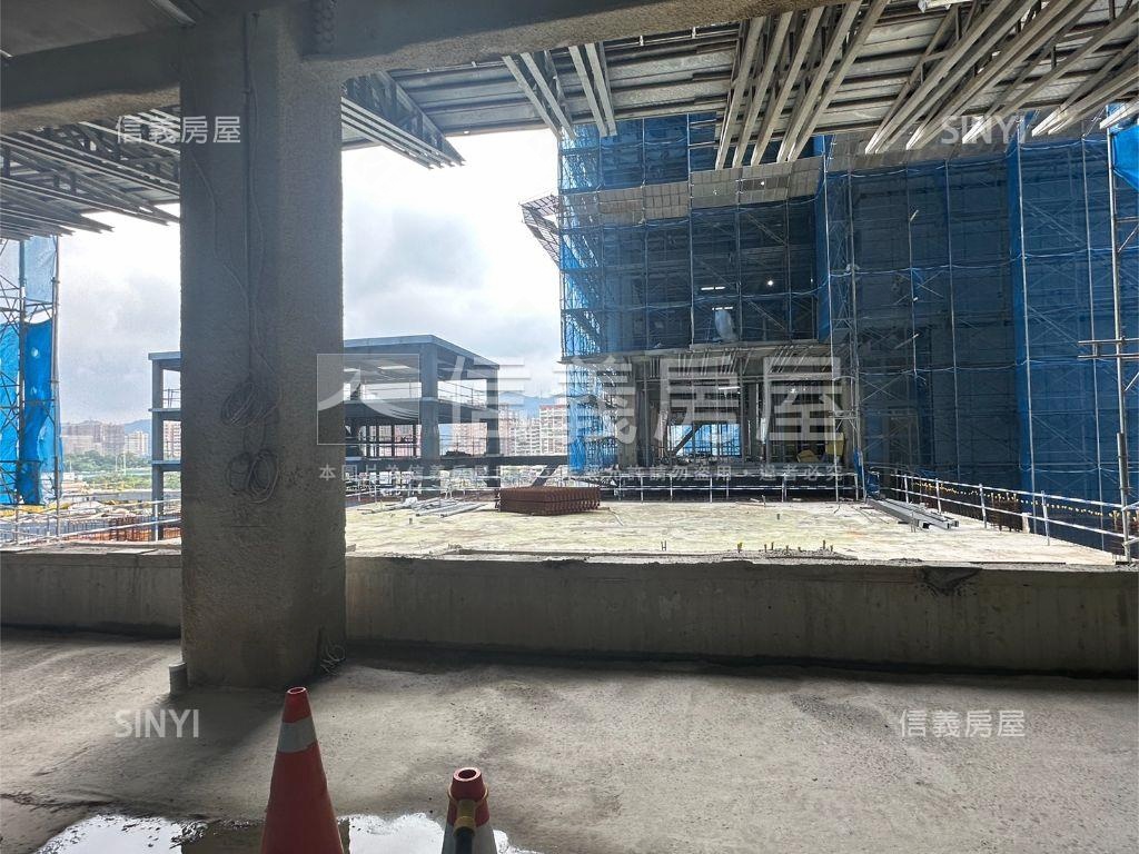 中工雲宇宙ＡＩ園區房屋室內格局與周邊環境