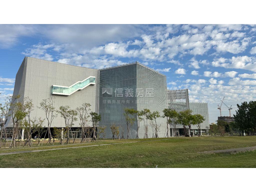 專任！面陳平公園三房平車房屋室內格局與周邊環境