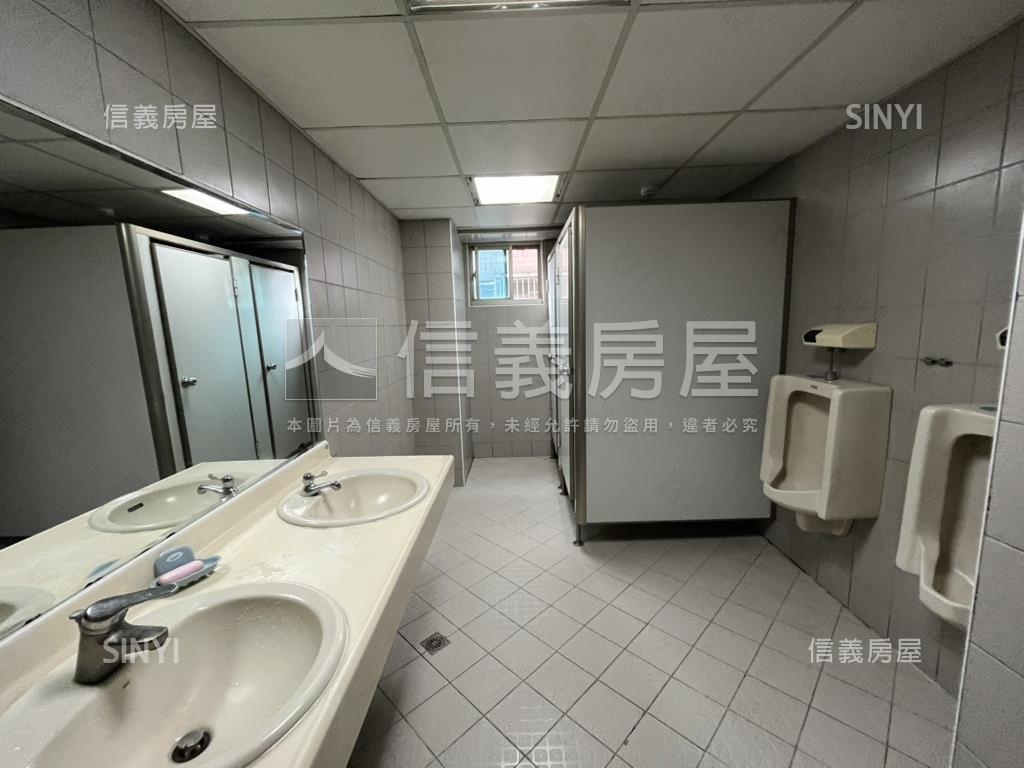 中國醫商圈低總價商辦房屋室內格局與周邊環境