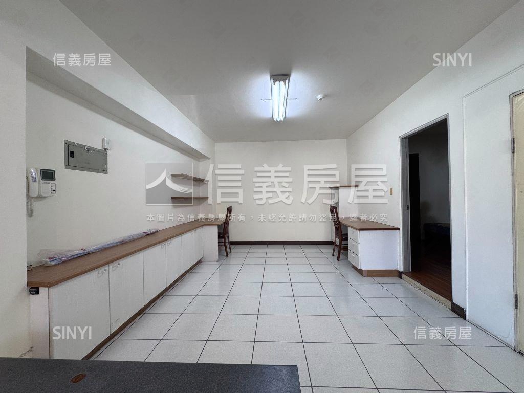 教育大學旁２房平車房屋室內格局與周邊環境