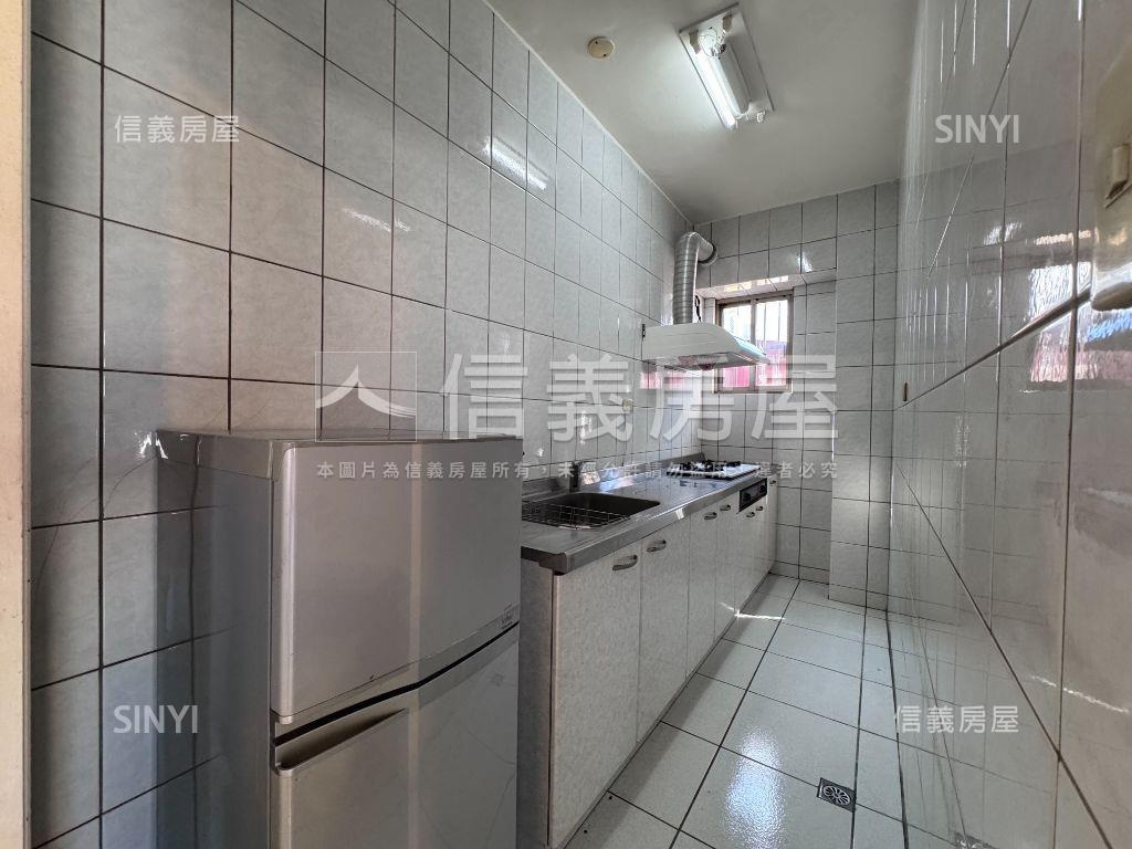 教育大學旁２房平車房屋室內格局與周邊環境