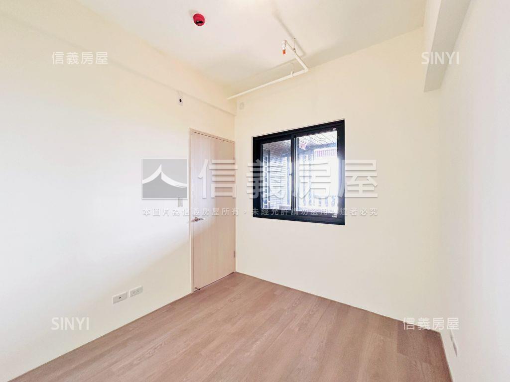 美術水公園。便宜兩房車位房屋室內格局與周邊環境