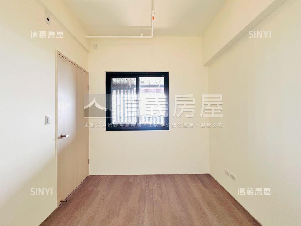 美術水公園。便宜兩房車位房屋室內格局與周邊環境